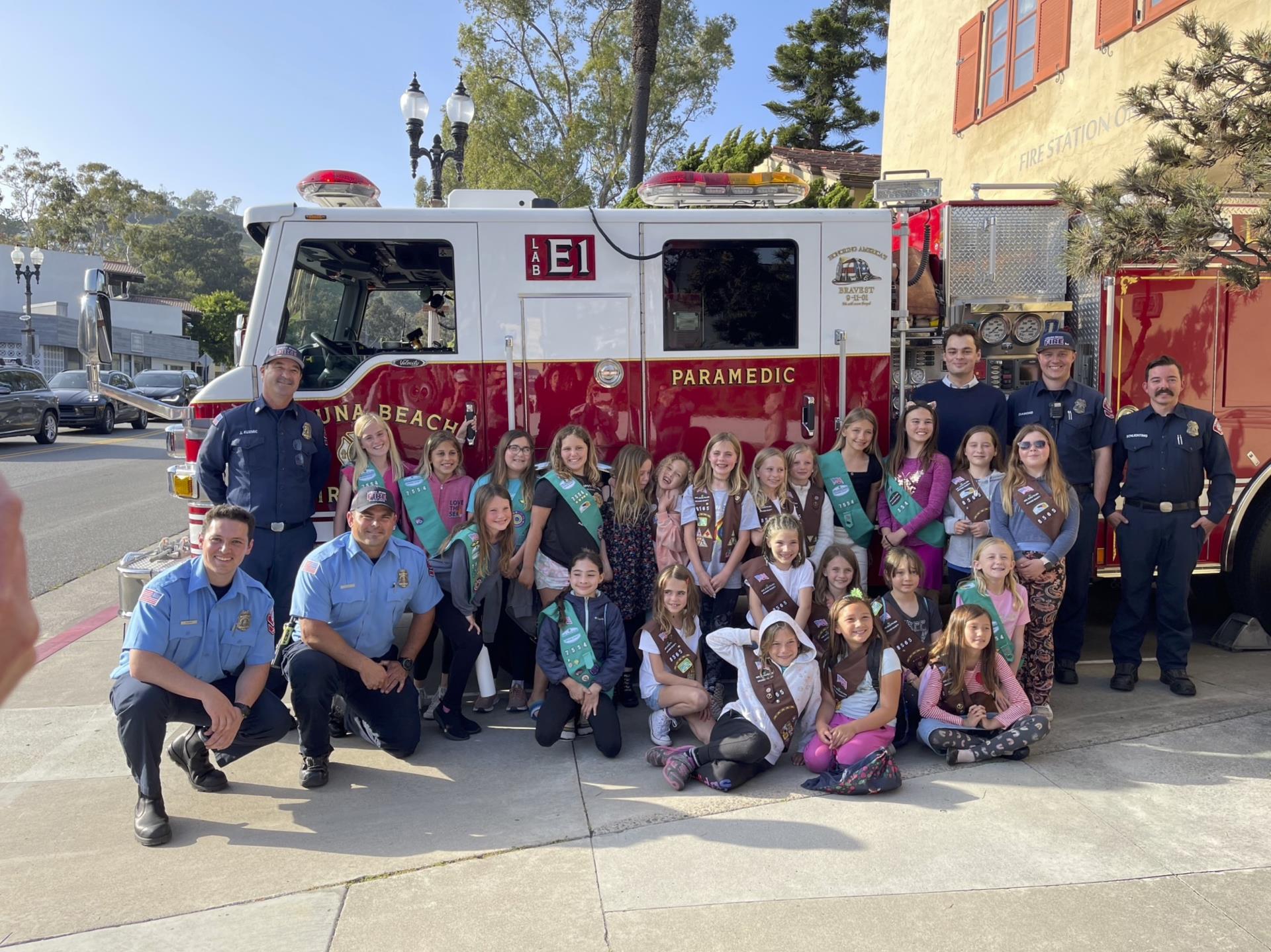 Girl Scouts at City Hall